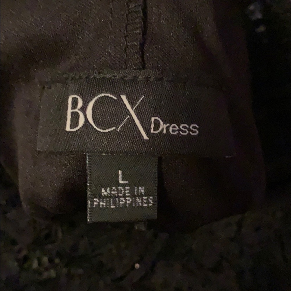 Dress - Picture 5 of 5